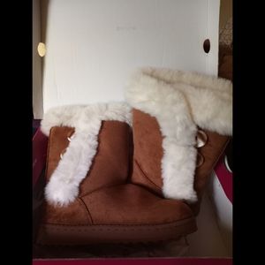 Furry Lined Boots